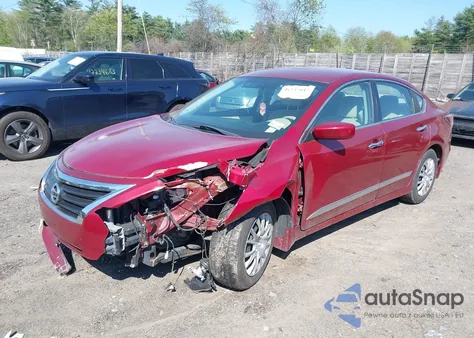 2015 Nissan Altima 2.5 S z USA, uszkodzony, nr VIN 1N4AL3AP6FC124960